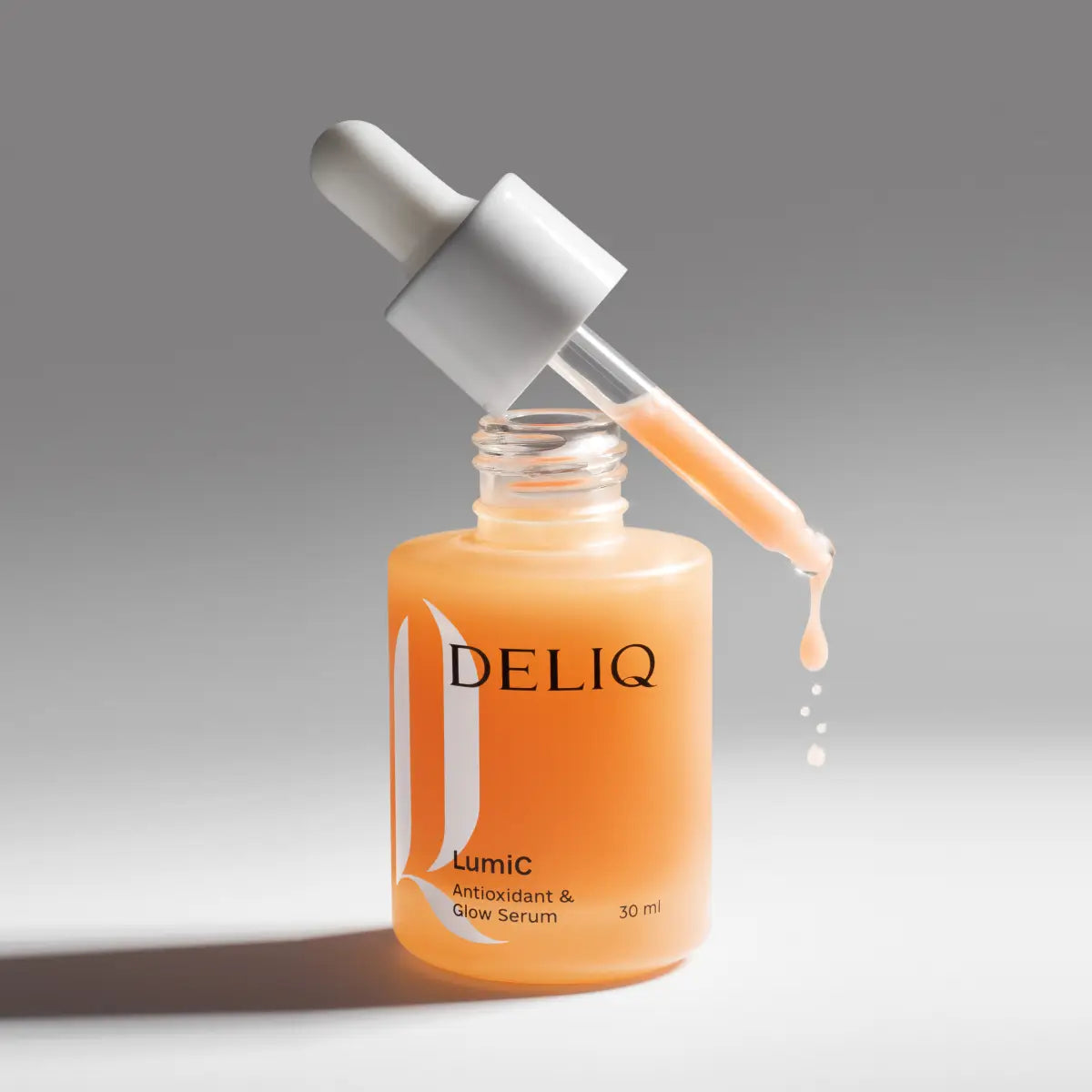 LumiC Serum - потужна антиоксидантна сироватка з вітаміном C і астаксантином